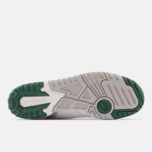 Load image into Gallery viewer, New Balance 550 Nightwatch Green