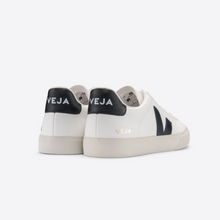 Load image into Gallery viewer, Veja Campo Chromfree White Black
