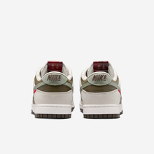 Load image into Gallery viewer, Dunk Low Year of the Snake
